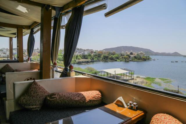 Hotel Sargam Sadan Удайпур Екстер'єр фото