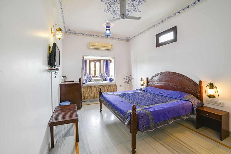 Hotel Sargam Sadan Удайпур Екстер'єр фото