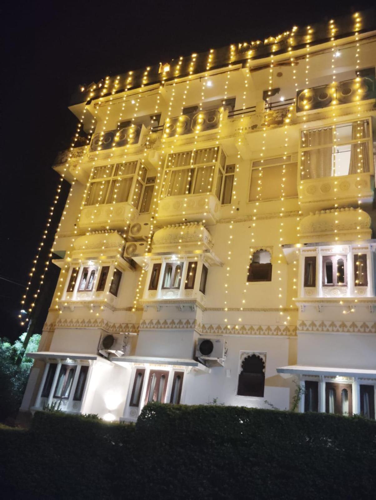 Hotel Sargam Sadan Удайпур Екстер'єр фото